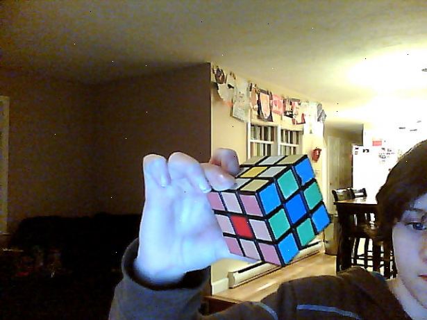 Hvordan laver fantastisk Rubiks terning mønstre. Gør dig bekendt med terning notation.