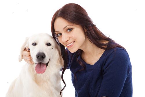 Hvordan at befri dit kæledyr af lopper. Spørg din dyrlæge om loppe preventatives.