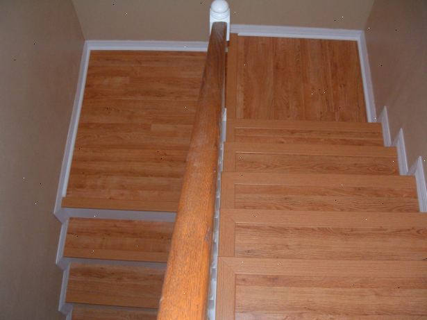 Sådan installeres laminatgulve på trapper. Klip din laminatgulve til at måle, holde sig for øje, at du ikke bliver nødt til at forlade en udvidelse omkreds.