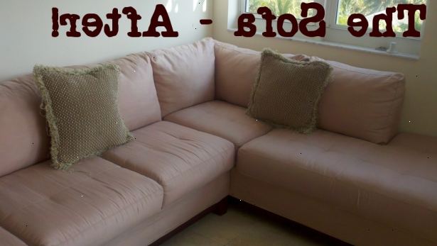 Hvordan at rengøre en mikrofiber polstret sofa. Støvsug sofaen grundigt for at fjerne støv og løst snavs.